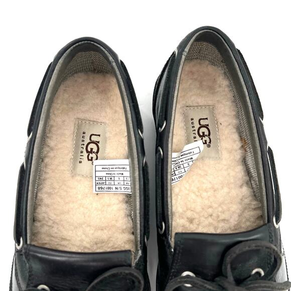 UGG Australia Ashdale women's shearling lined duck shoes. Designer - Picture 6 of 10